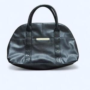 Vintage Y2K Black faux leather handbag with gold hardware and paisley lining